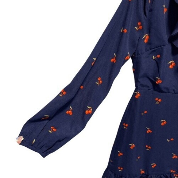 Sadie & Sage Cherry Print Faux Wrap Dress S - Picture 4 of 8